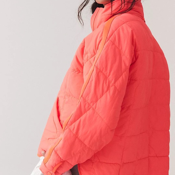 Pippa Packable Puffer Jacket Free People - size small Neon Coral/Hot Watermelon - Picture 2 of 6